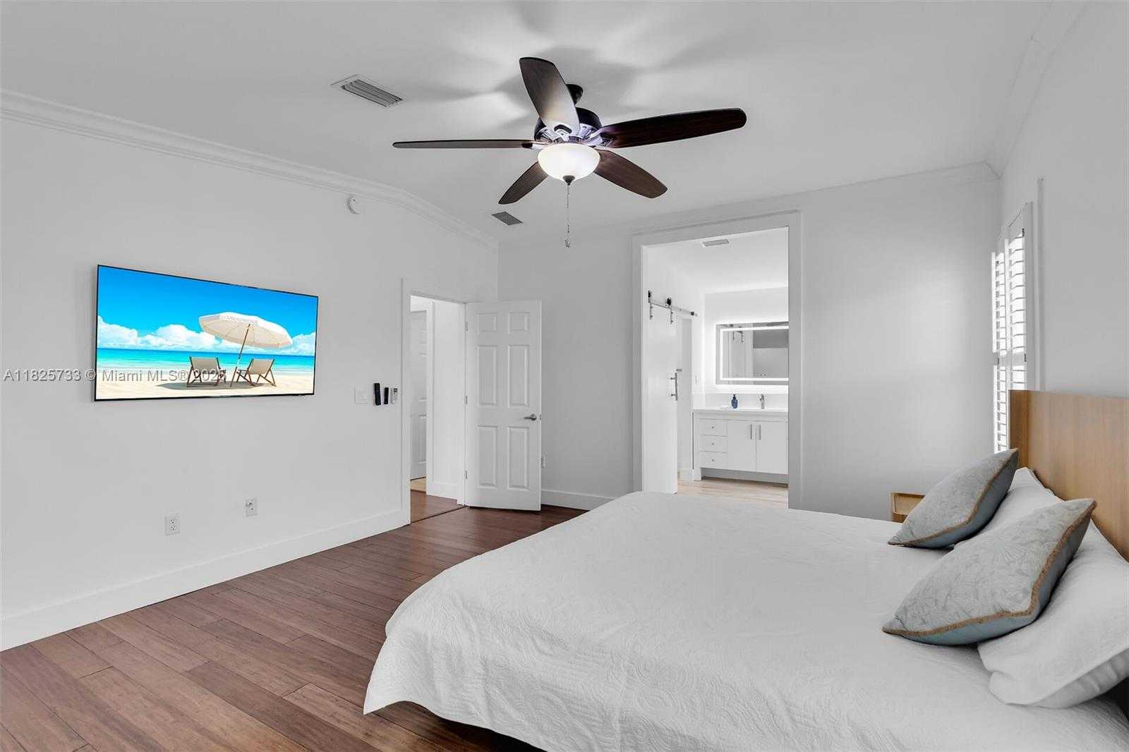 Small Image of 103 LONG KEY RD, Key Largo Number 37