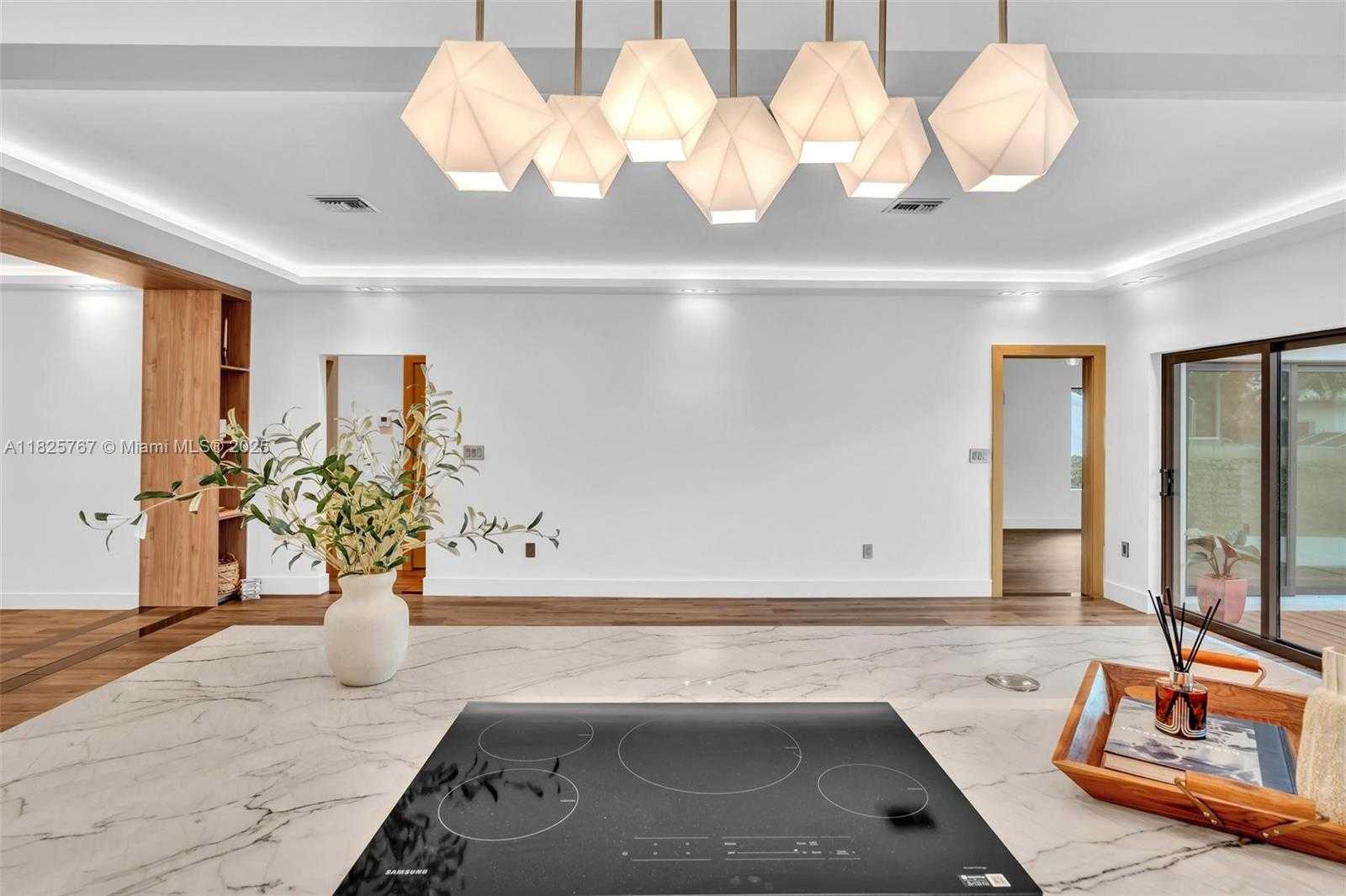Small Image of 9448 ABBOTT AVE, Surfside Number 42