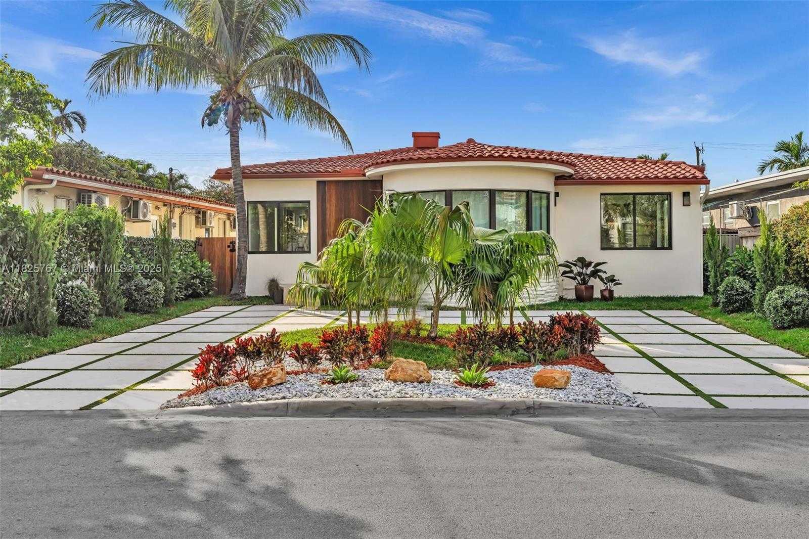 Small Image of 9448 ABBOTT AVE, Surfside Number 5