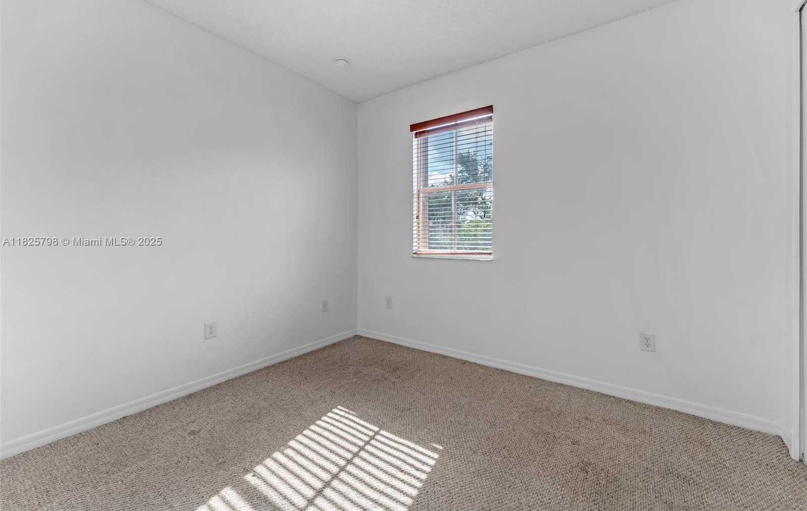 Small Image of 452 NORTH EAST 20TH TER, Homestead Number 20