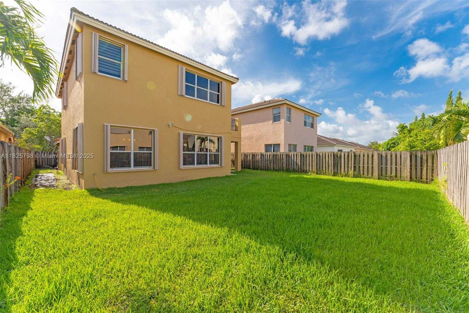 Small Image of 452 NORTH EAST 20TH TER, Homestead Number 34