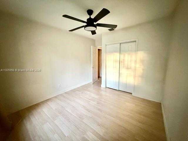 Small Image of 12995 NORTH EAST 5TH AVE, North Miami Number 19