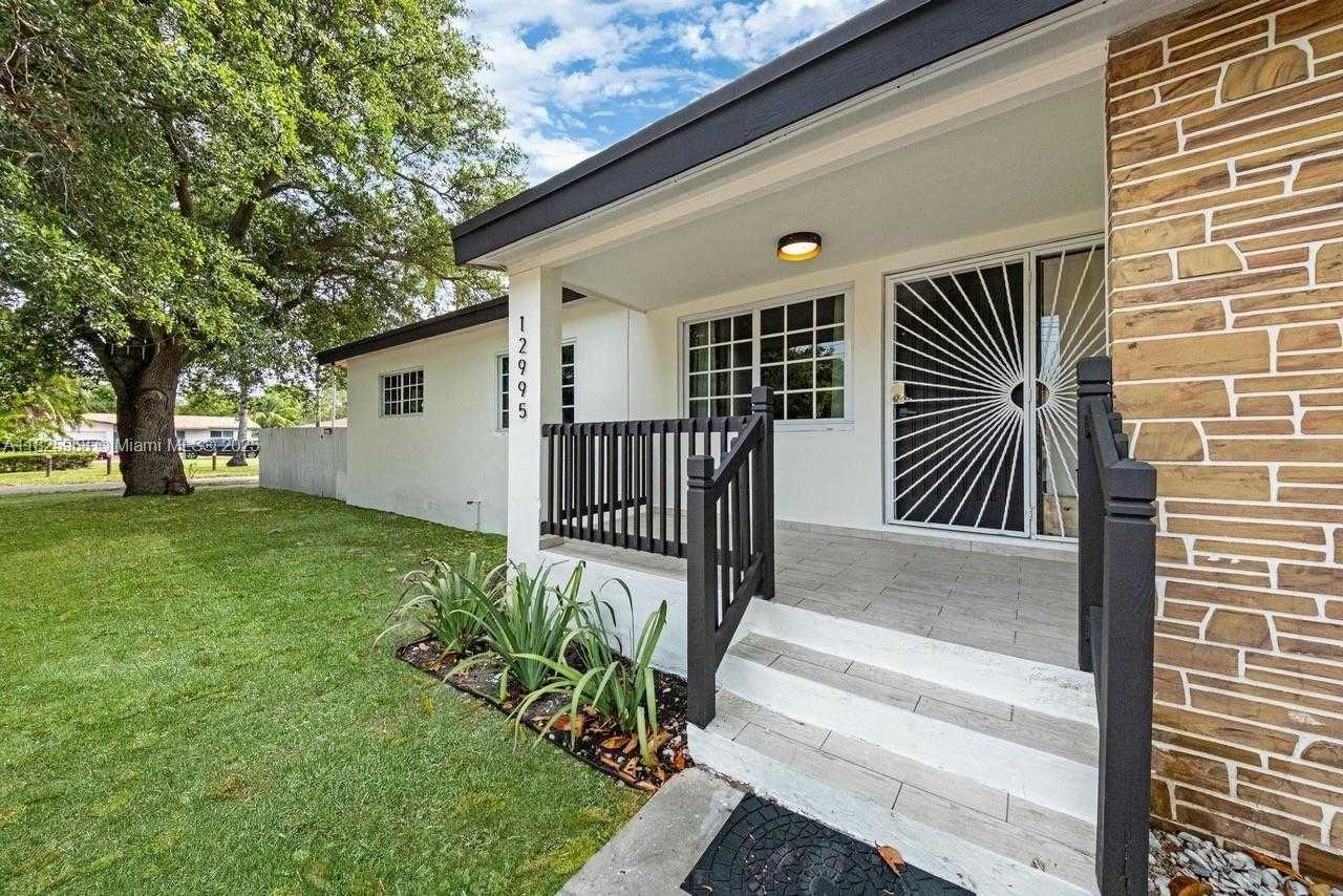 Small Image of 12995 NORTH EAST 5TH AVE, North Miami Number 2