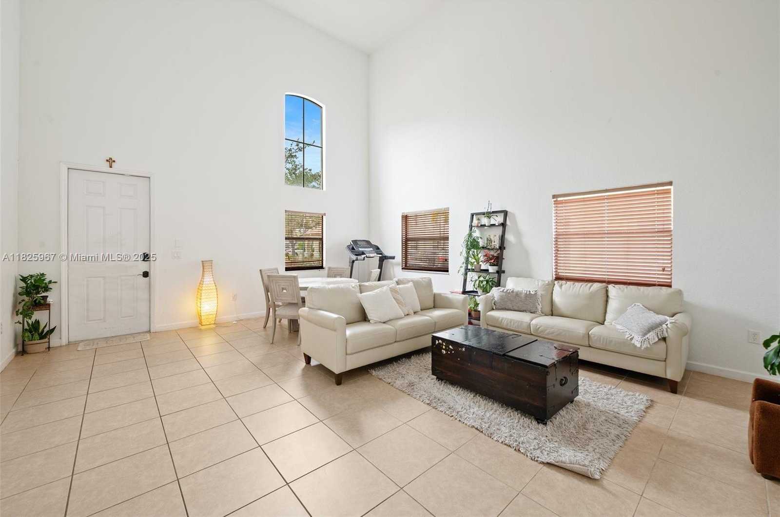 Small Image of 24326 SOUTH WEST 114TH PATH, Homestead Number 4