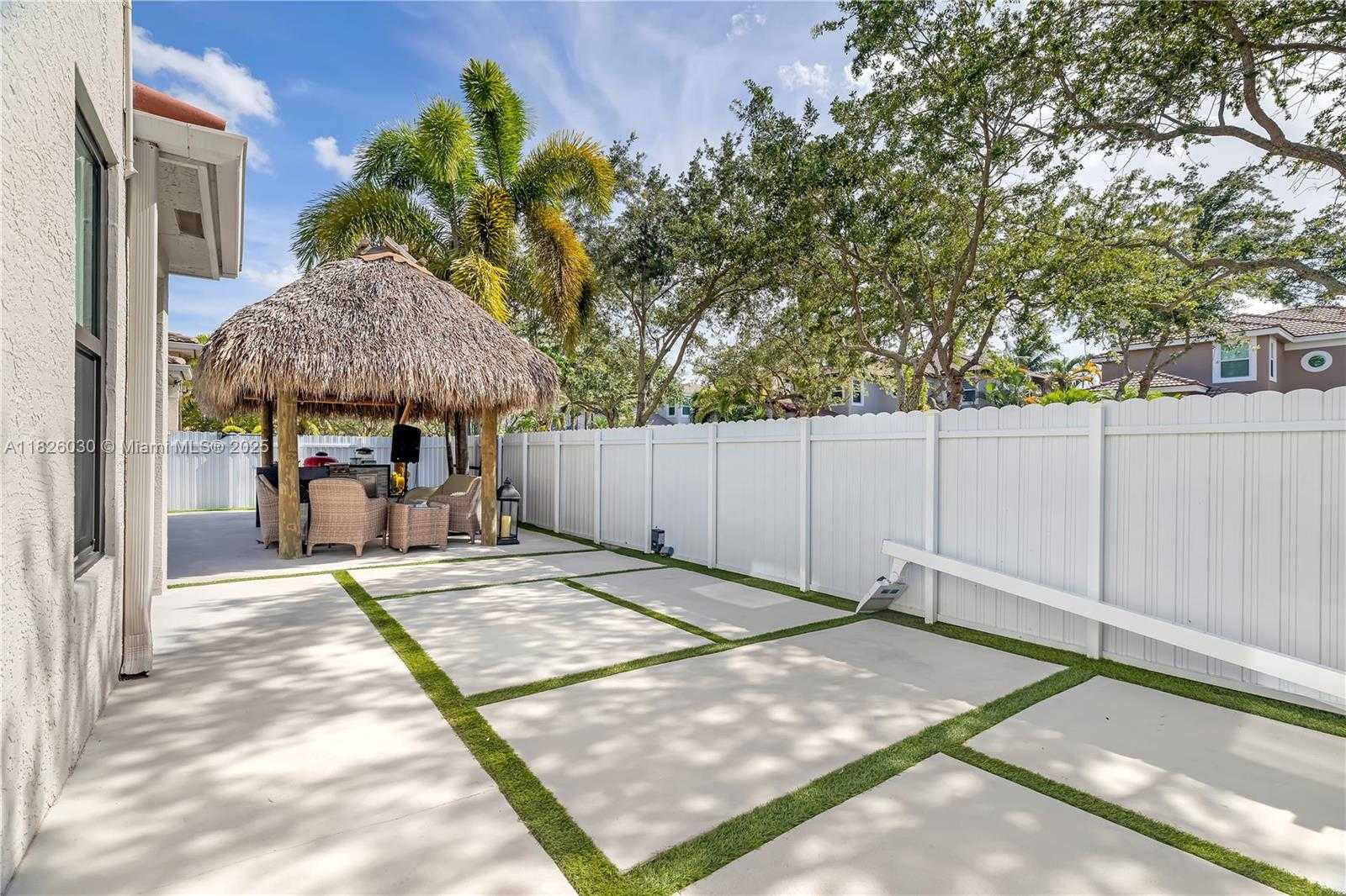 Small Image of 16488 SOUTH WEST 30TH ST, Miramar Number 43