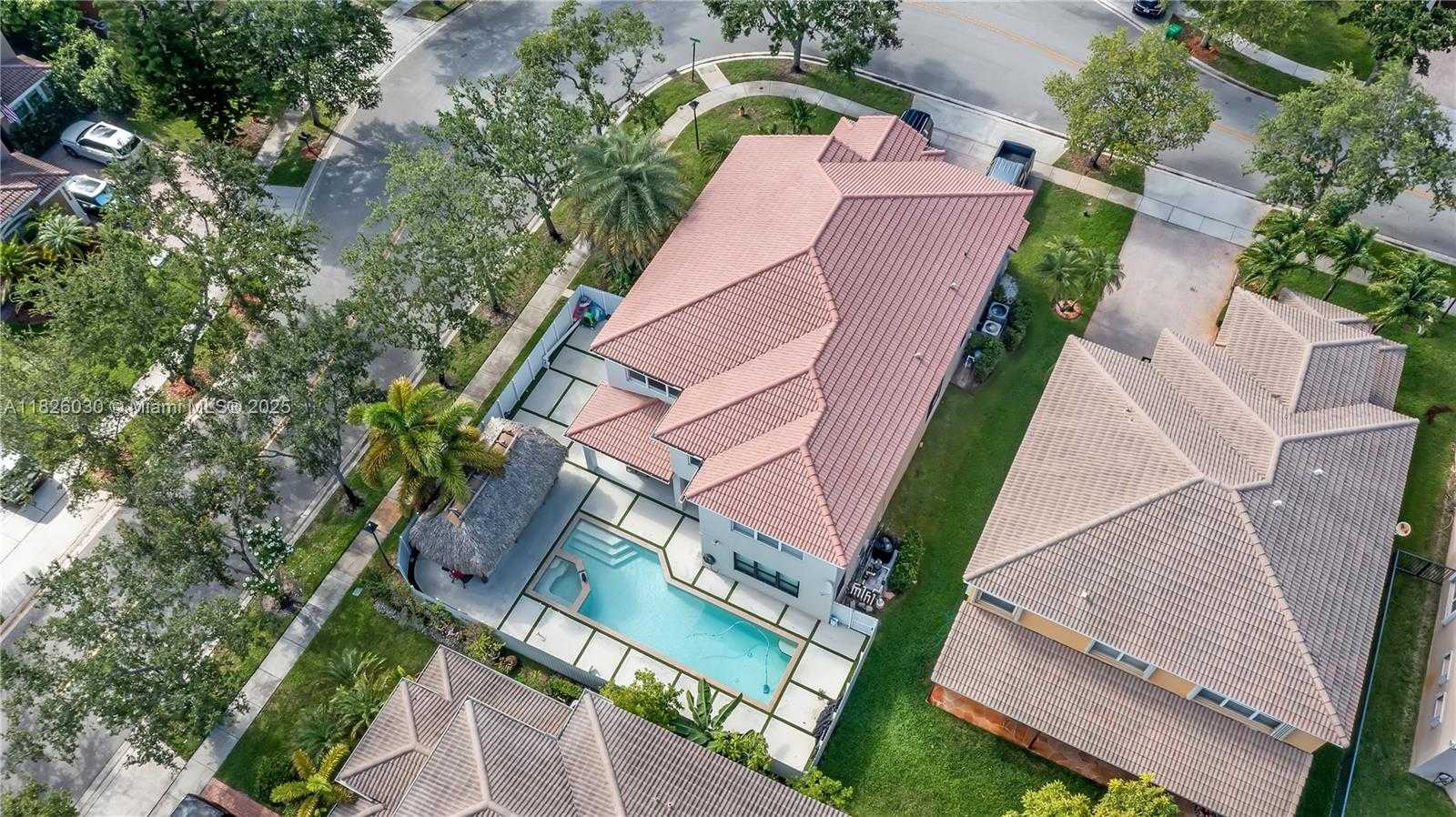 Small Image of 16488 SOUTH WEST 30TH ST, Miramar Number 47