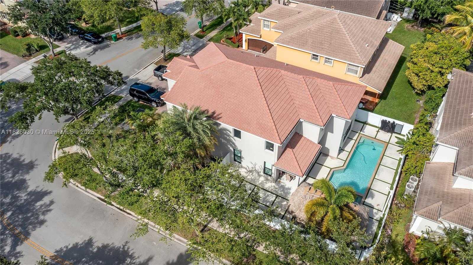 Small Image of 16488 SOUTH WEST 30TH ST, Miramar Number 48