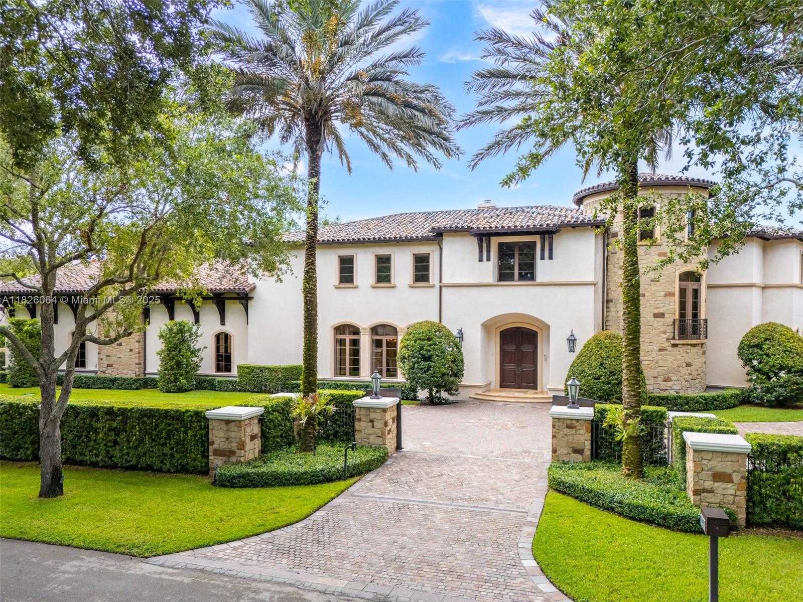 Small Image of 10101 SOUTH WEST 60TH CT, Pinecrest Number 11