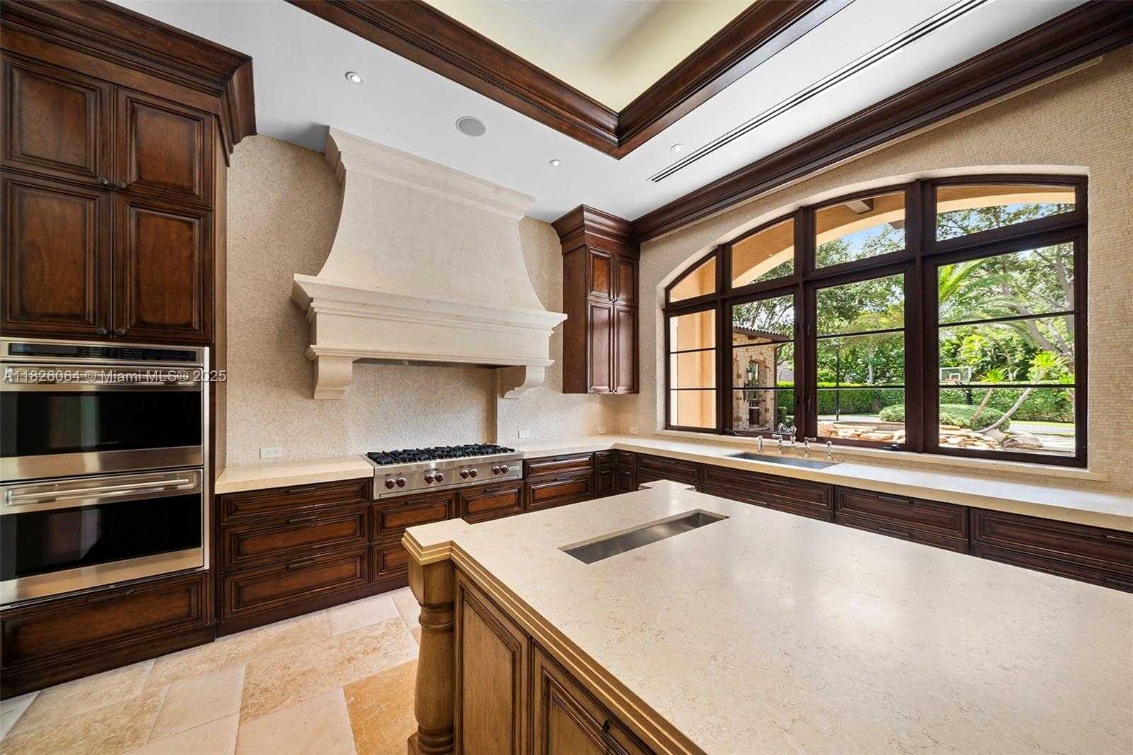 Small Image of 10101 SOUTH WEST 60TH CT, Pinecrest Number 25