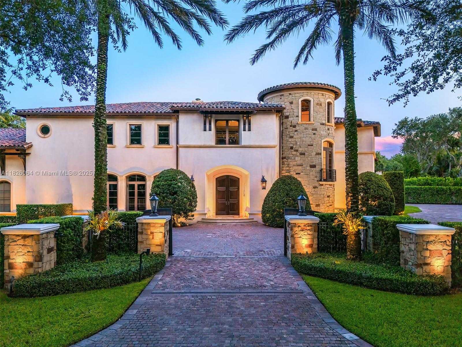 Small Image of 10101 SOUTH WEST 60TH CT, Pinecrest Number 3