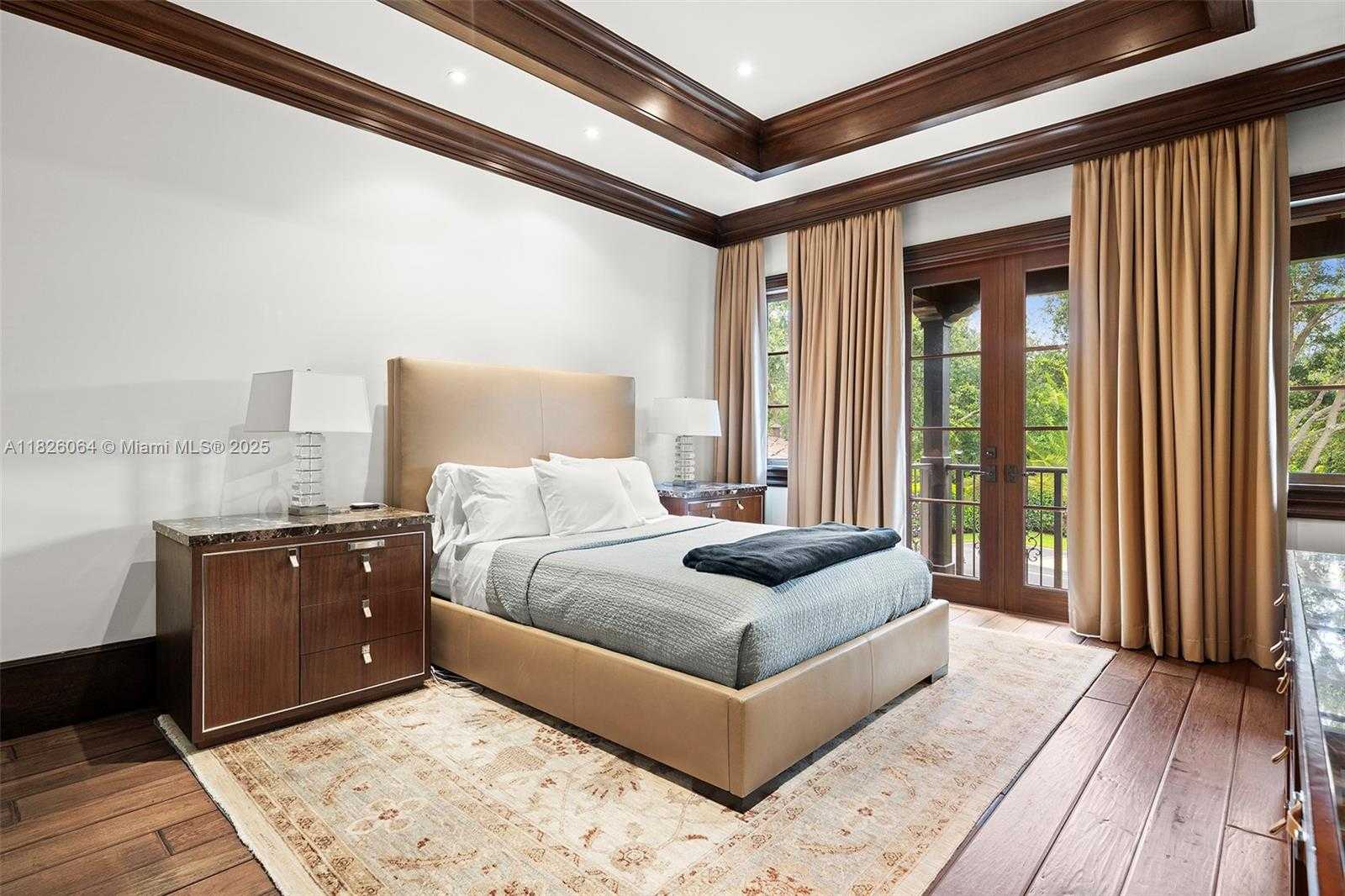 Small Image of 10101 SOUTH WEST 60TH CT, Pinecrest Number 48