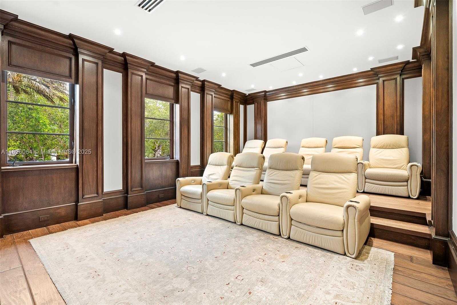 Small Image of 10101 SOUTH WEST 60TH CT, Pinecrest Number 54