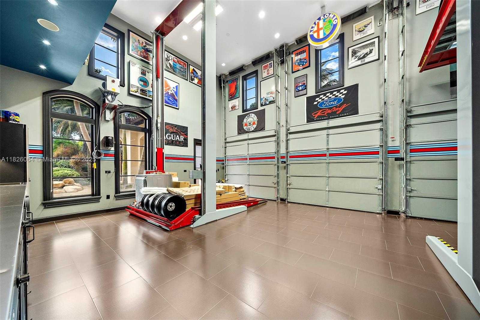 Small Image of 10101 SOUTH WEST 60TH CT, Pinecrest Number 63