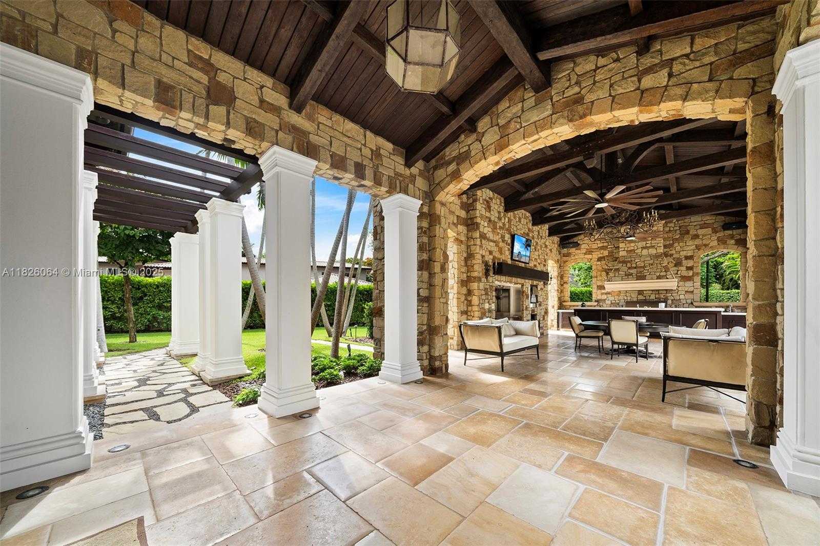 Small Image of 10101 SOUTH WEST 60TH CT, Pinecrest Number 71