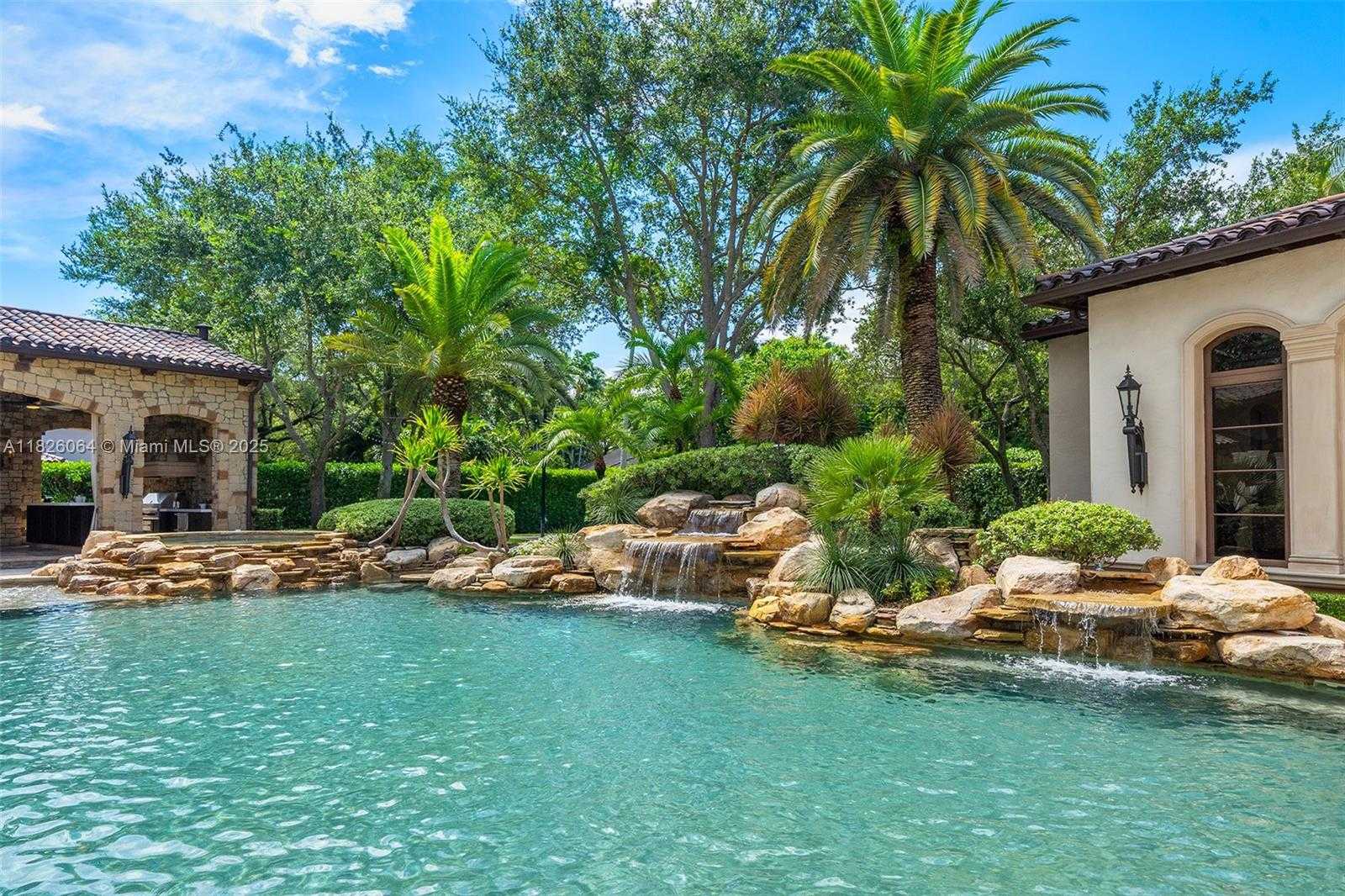 Small Image of 10101 SOUTH WEST 60TH CT, Pinecrest Number 74