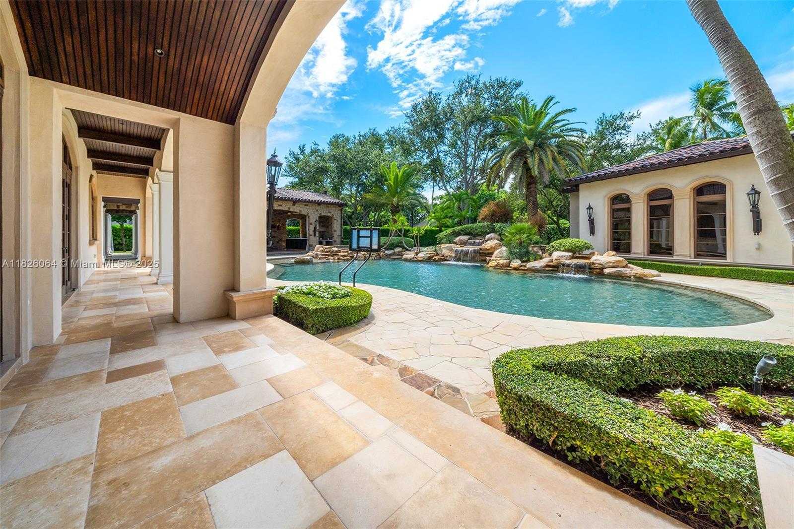 Small Image of 10101 SOUTH WEST 60TH CT, Pinecrest Number 76