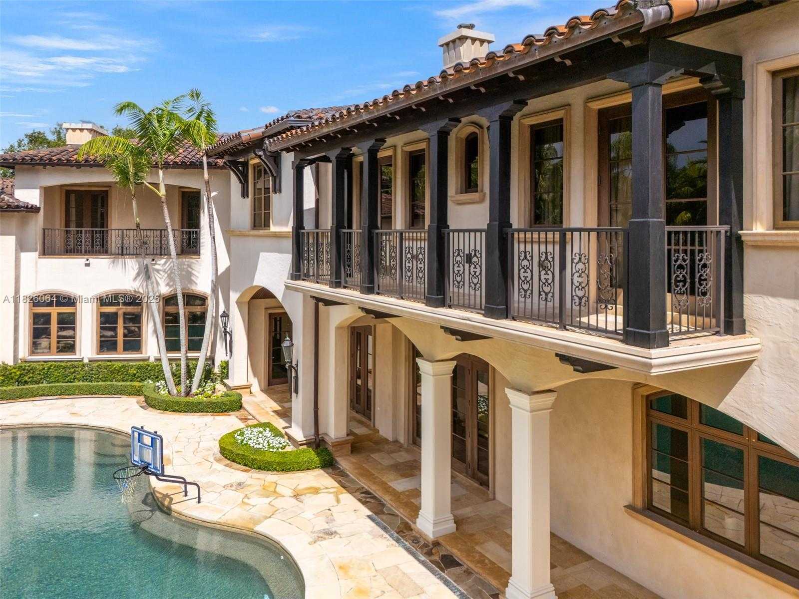 Small Image of 10101 SOUTH WEST 60TH CT, Pinecrest Number 77