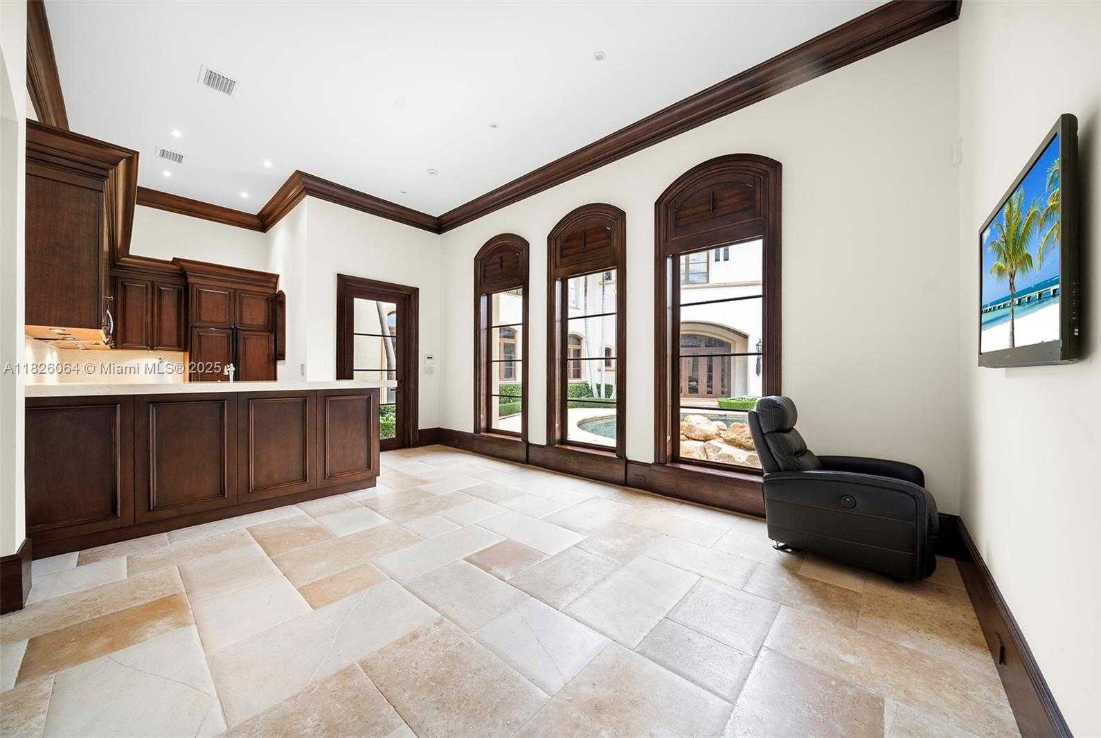 Small Image of 10101 SOUTH WEST 60TH CT, Pinecrest Number 79