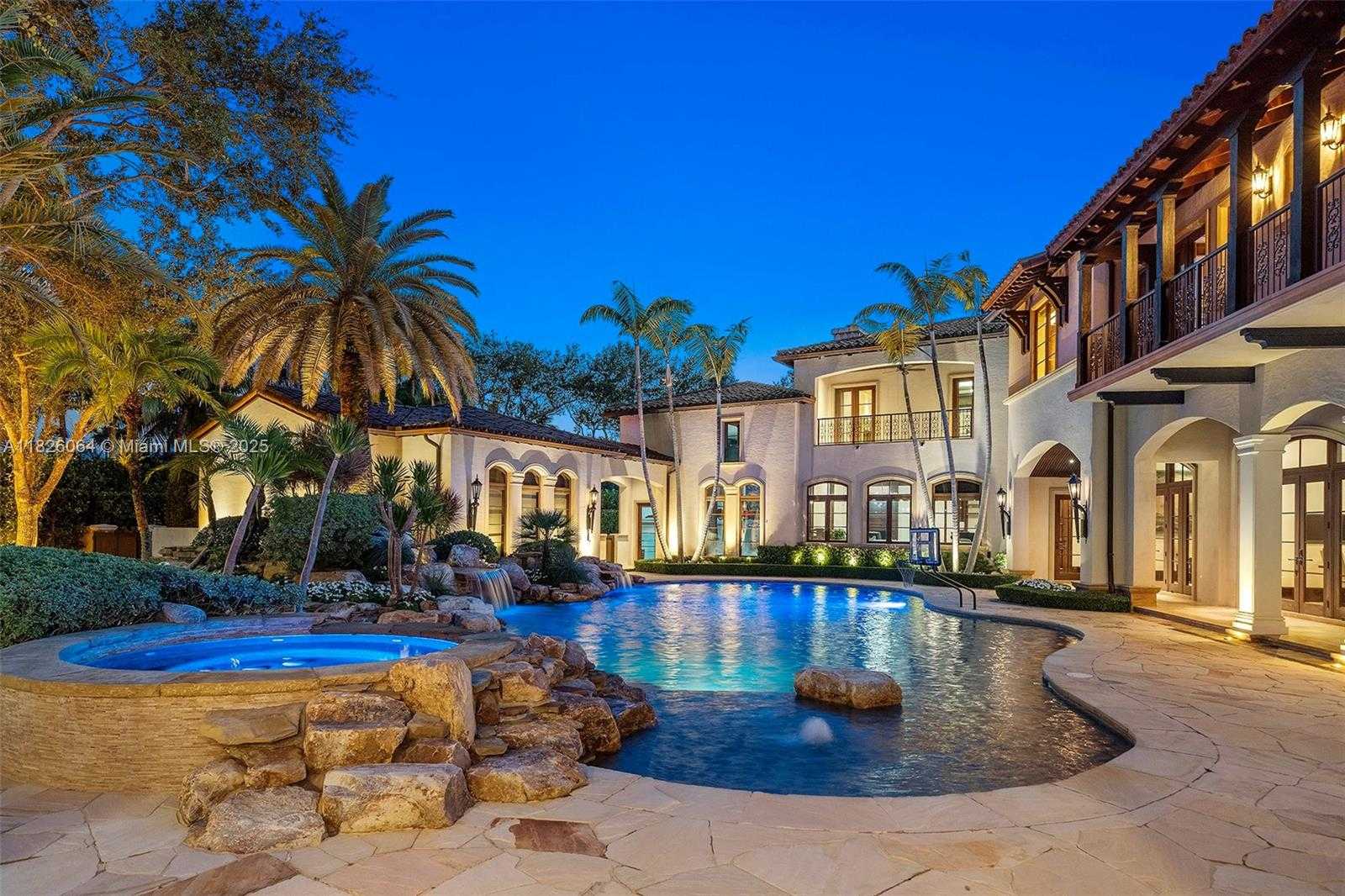 Small Image of 10101 SOUTH WEST 60TH CT, Pinecrest Number 87
