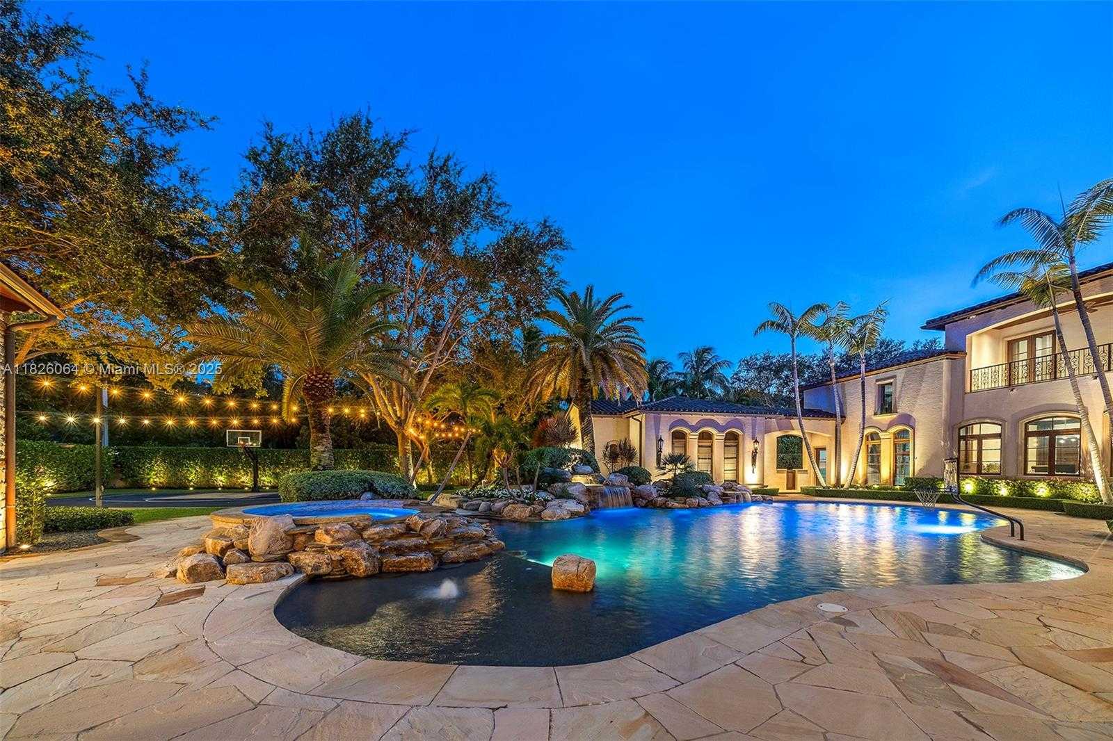 Small Image of 10101 SOUTH WEST 60TH CT, Pinecrest Number 88