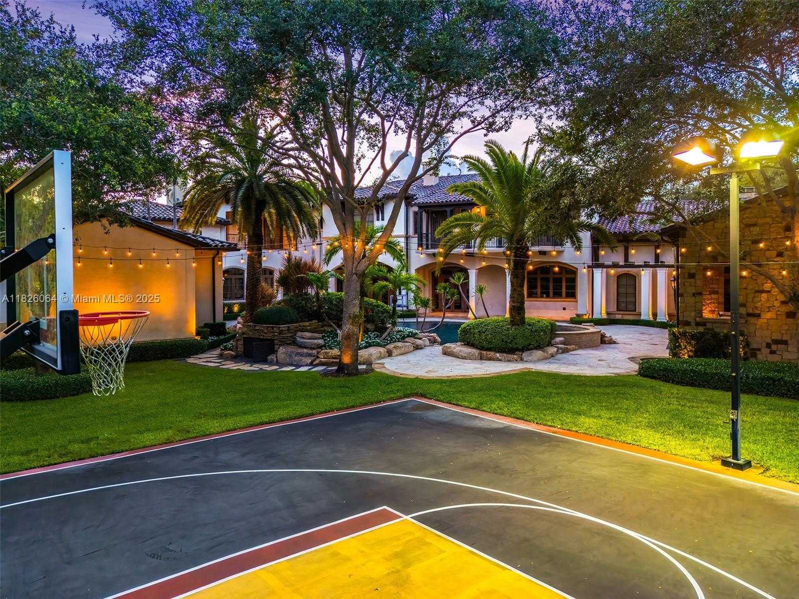 Small Image of 10101 SOUTH WEST 60TH CT, Pinecrest Number 94