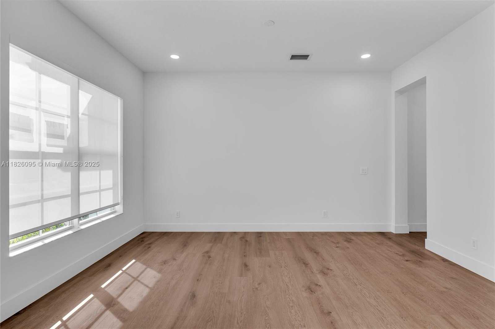 Small Image of 757 HOOKLINE CIR, Loxahatchee Number 11