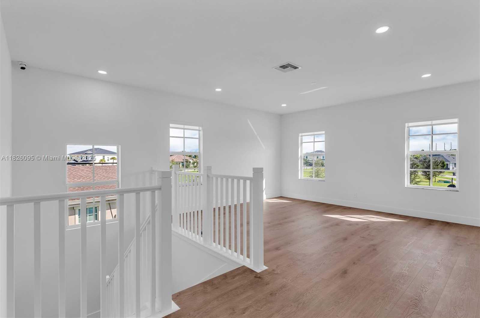 Small Image of 757 HOOKLINE CIR, Loxahatchee Number 22