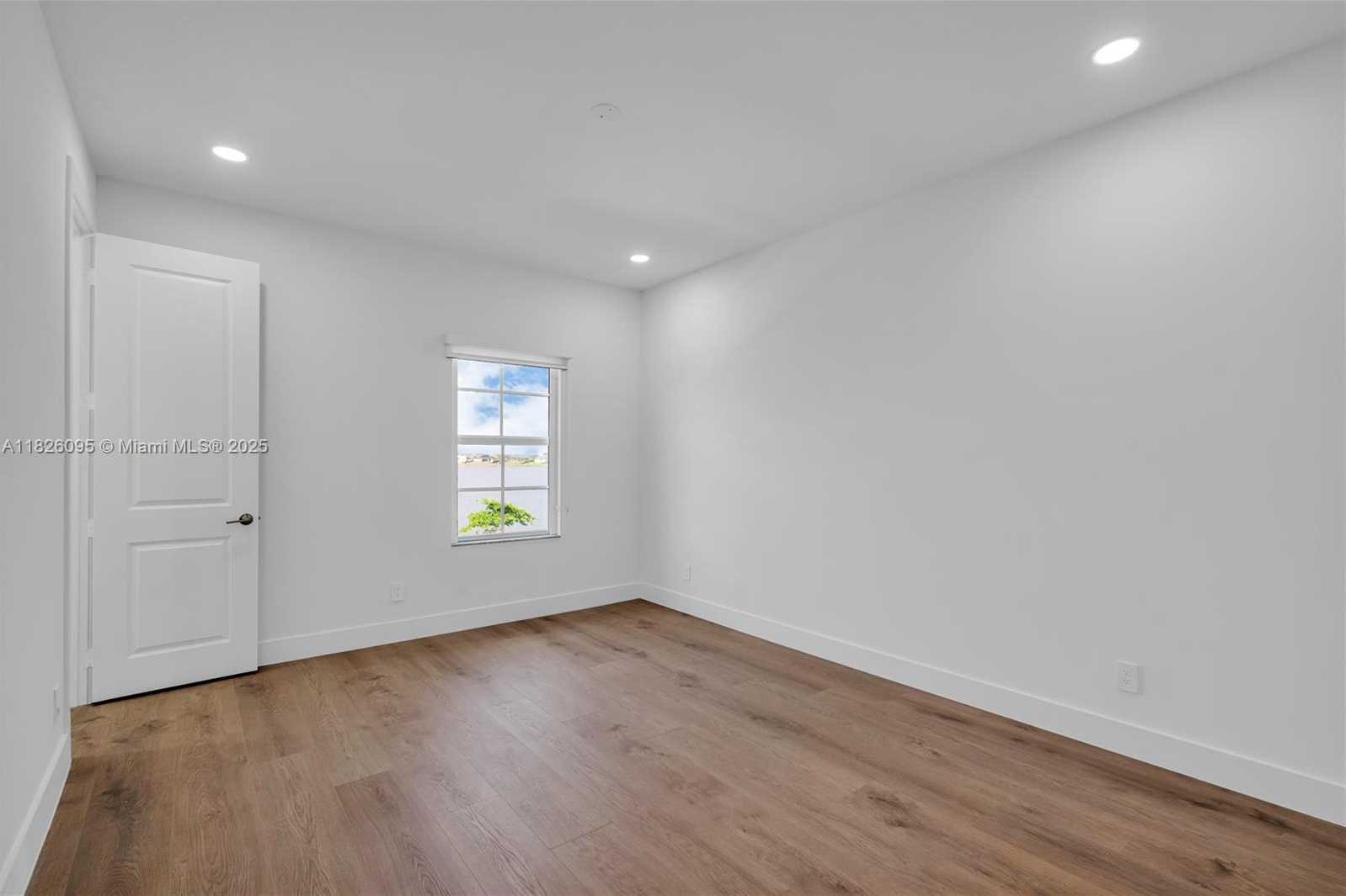 Small Image of 757 HOOKLINE CIR, Loxahatchee Number 37