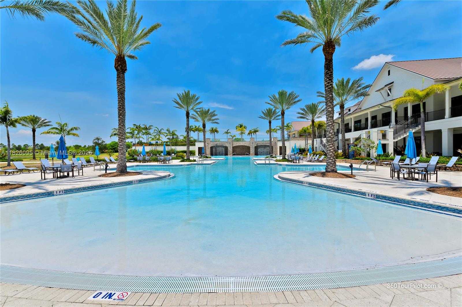 Small Image of 757 HOOKLINE CIR, Loxahatchee Number 68