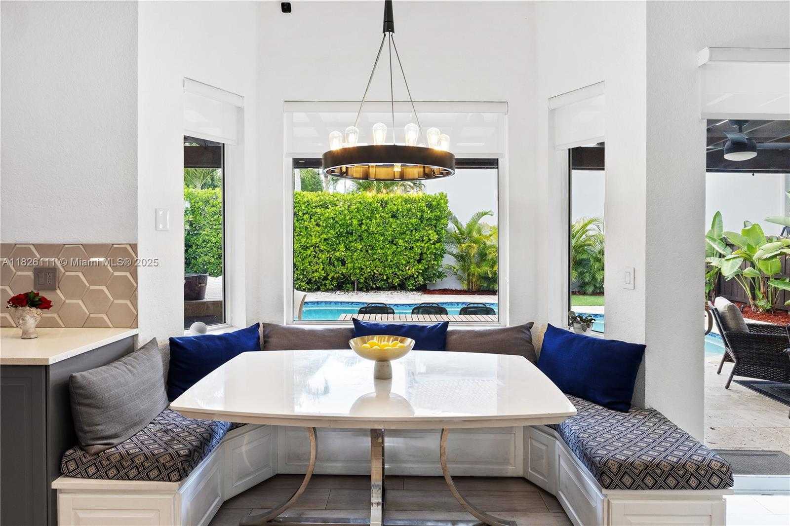 Small Image of 10989 NORTH WEST 73RD TER, Doral Number 20