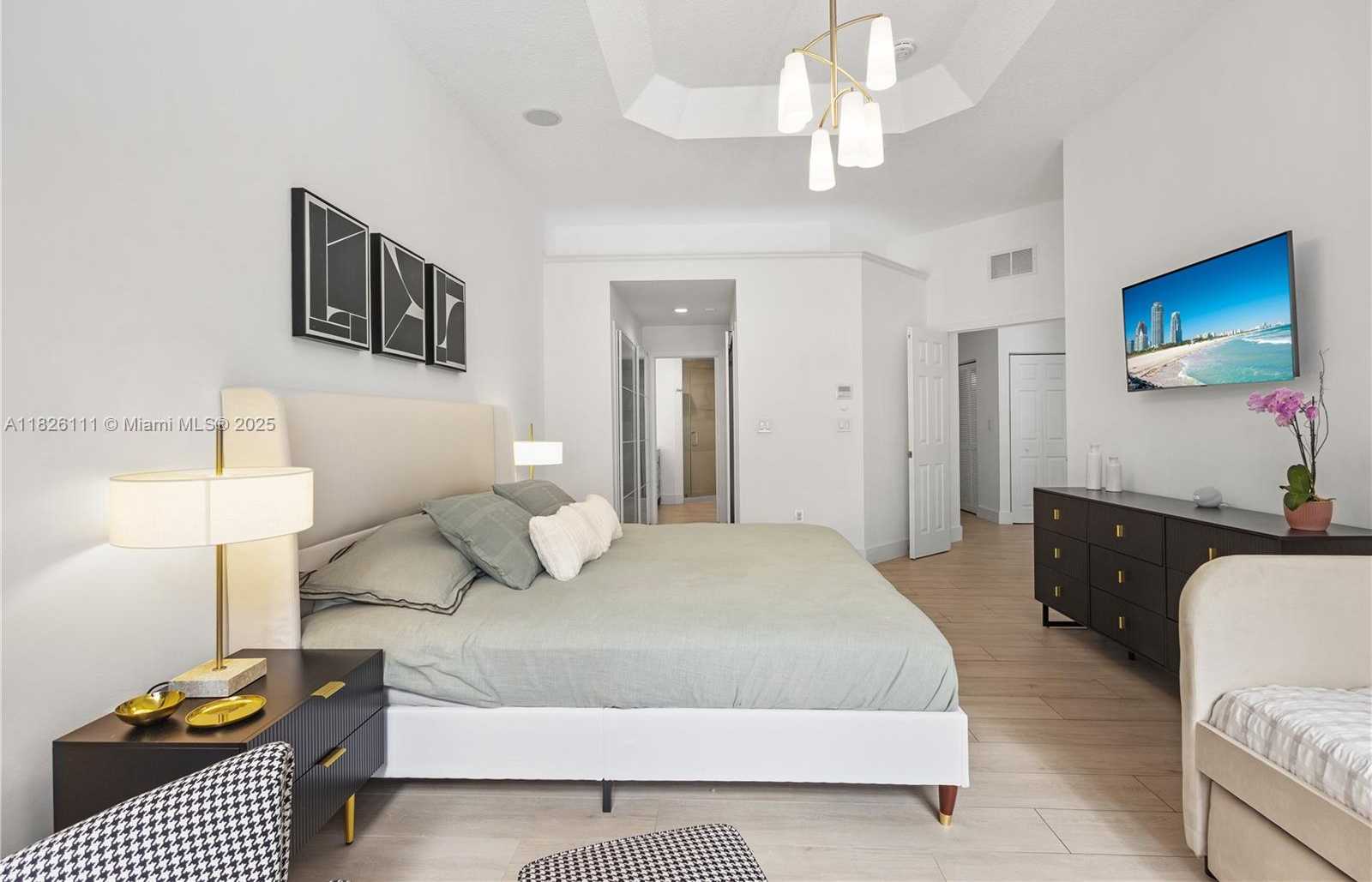 Small Image of 10989 NORTH WEST 73RD TER, Doral Number 38