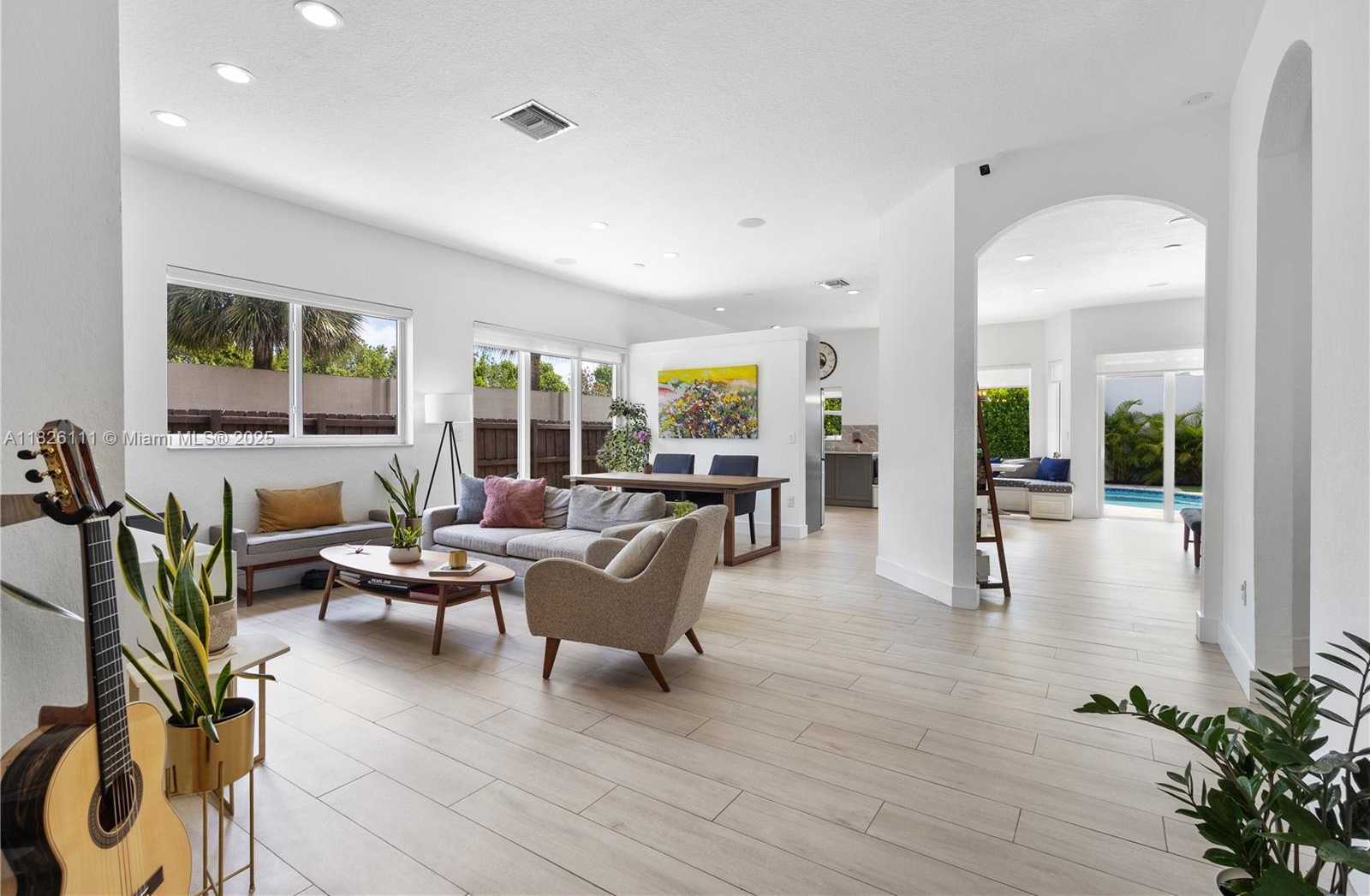 Small Image of 10989 NORTH WEST 73RD TER, Doral Number 8