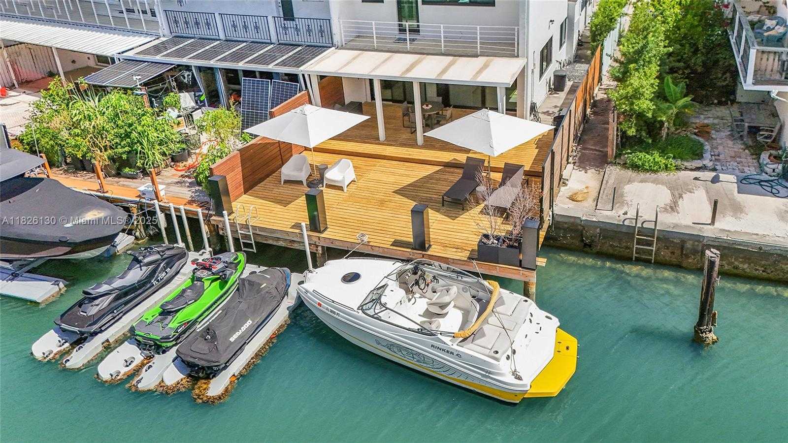 Small Image of 830 RAYMOND ST, Miami Beach Number 2