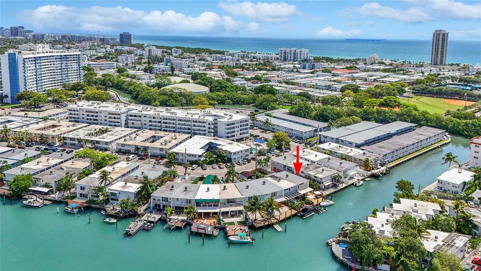 Small Image of 830 RAYMOND ST, Miami Beach Number 58
