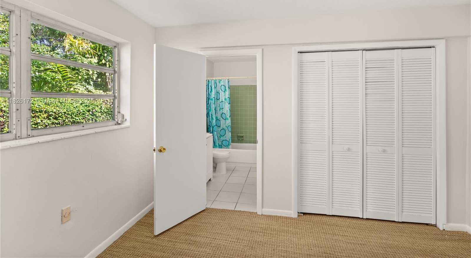 Small Image of 1242 SEVILLA AVE, Coral Gables Number 17