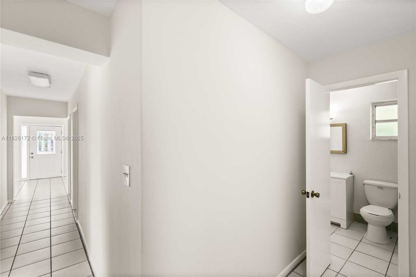 Small Image of 1242 SEVILLA AVE, Coral Gables Number 20
