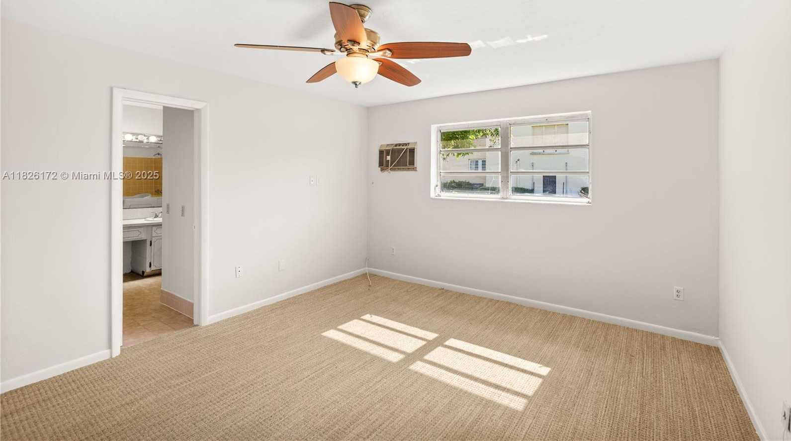 Small Image of 1242 SEVILLA AVE, Coral Gables Number 22