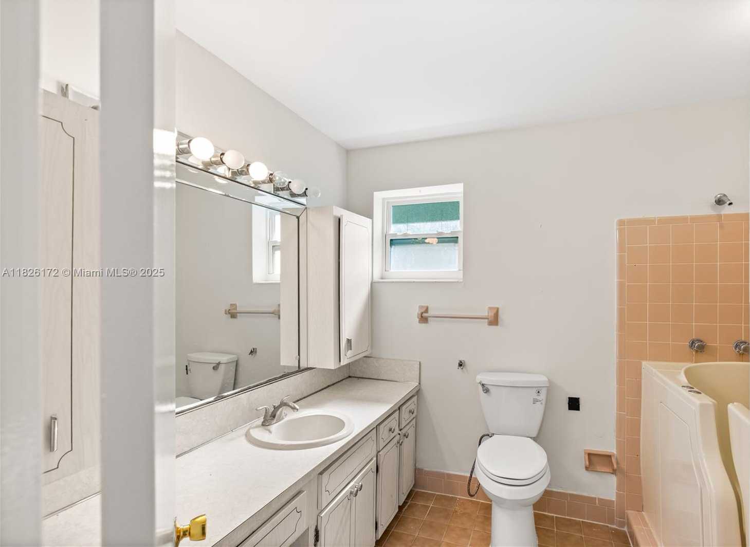 Small Image of 1242 SEVILLA AVE, Coral Gables Number 23