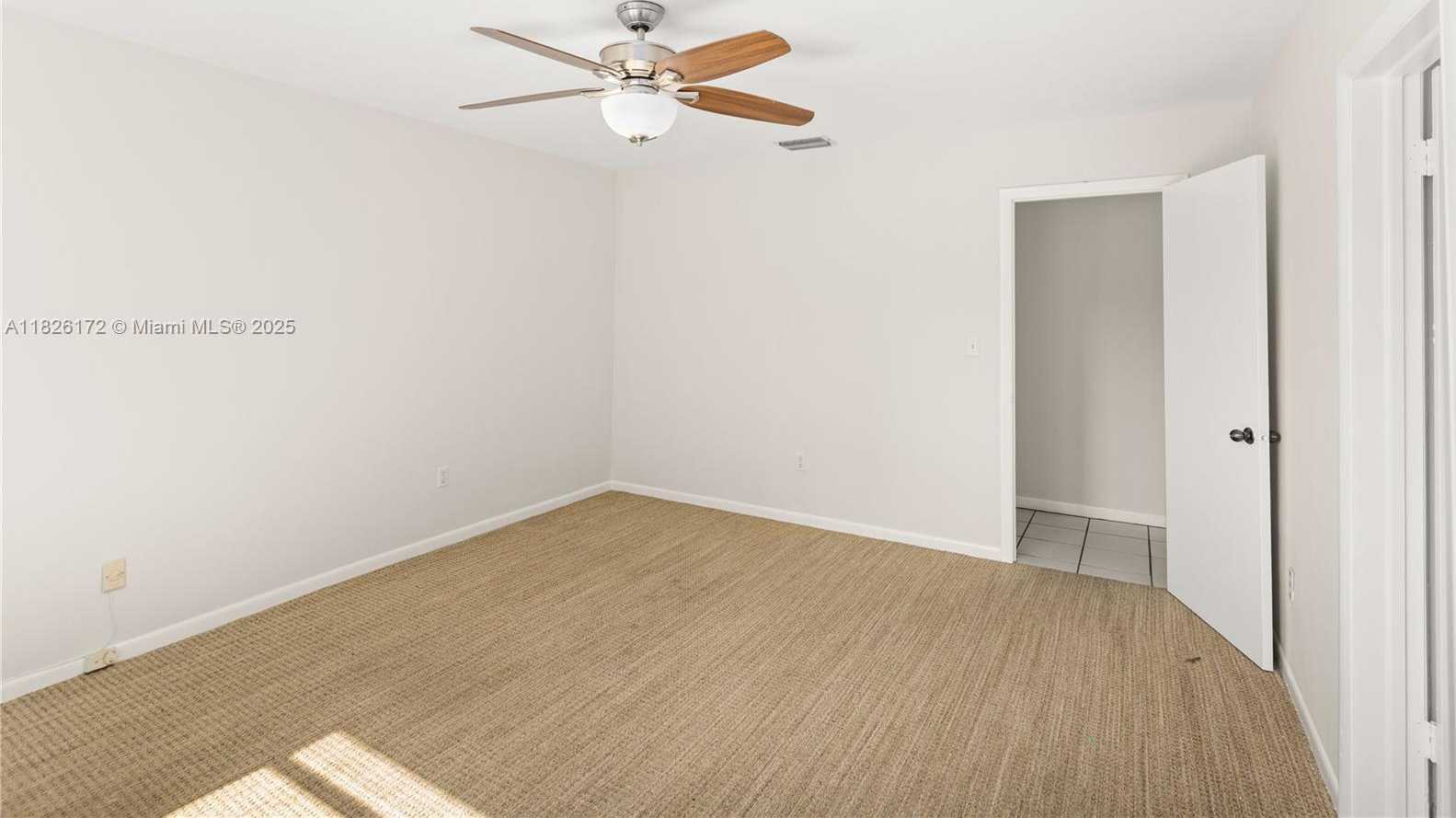 Small Image of 1242 SEVILLA AVE, Coral Gables Number 25