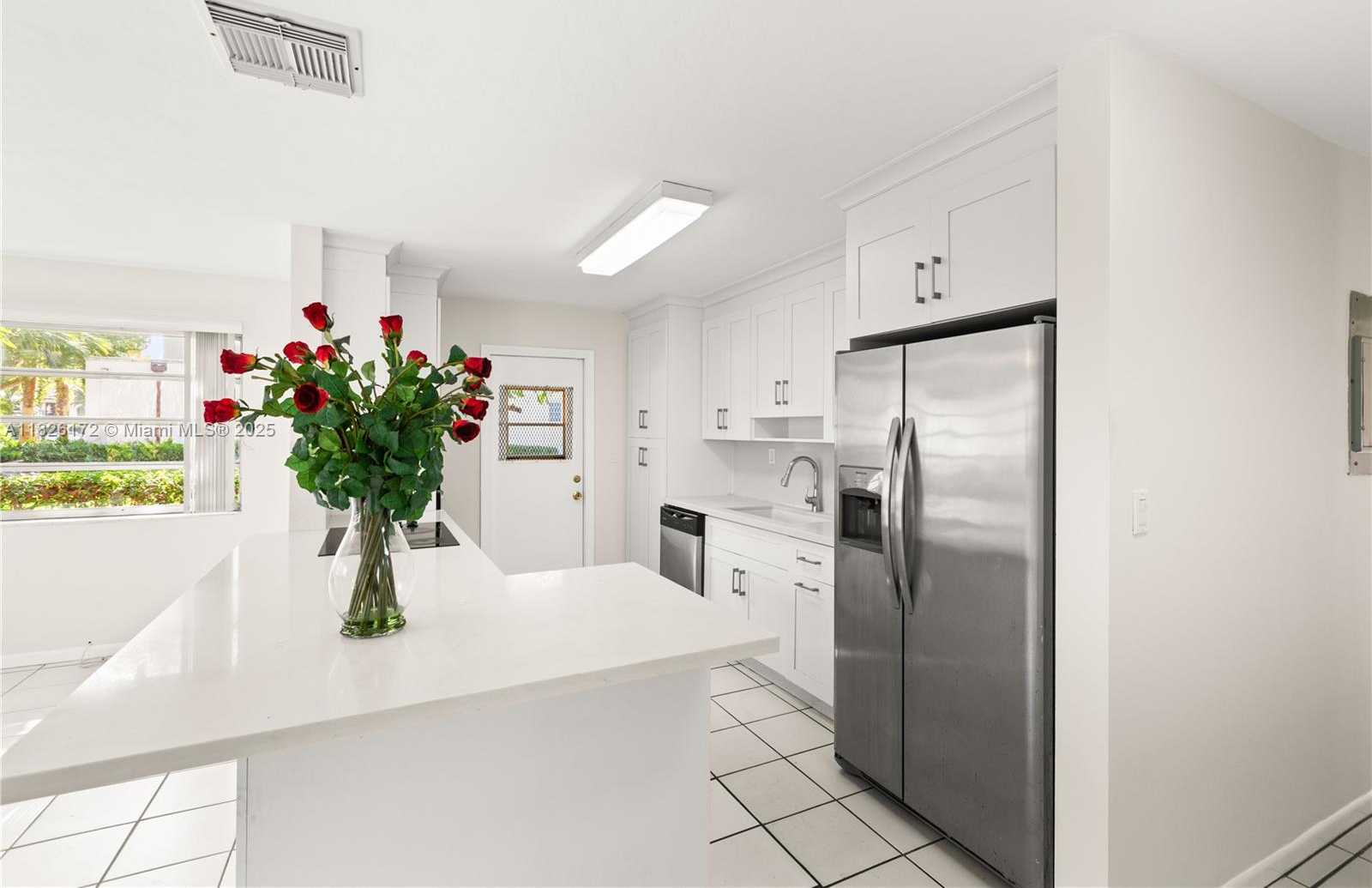 Small Image of 1242 SEVILLA AVE, Coral Gables Number 28