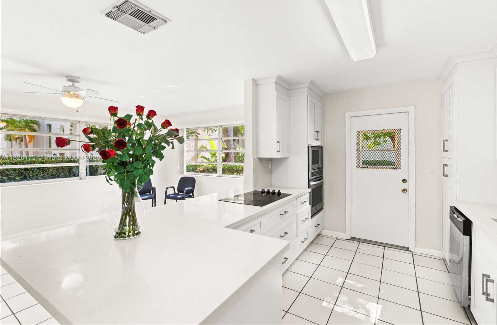 Small Image of 1242 SEVILLA AVE, Coral Gables Number 29