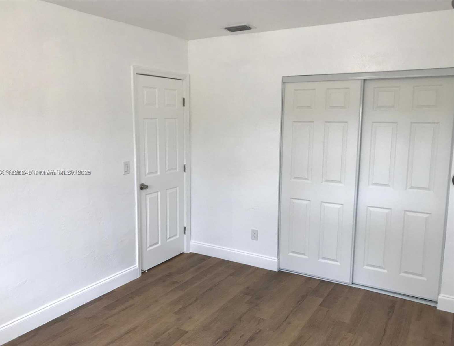 Small Image of 6710 SOUTH WEST 18TH CT, North Lauderdale Number 11