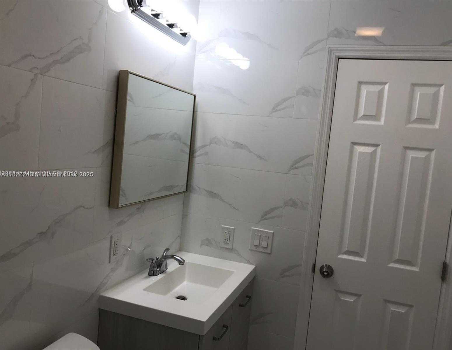Small Image of 6710 SOUTH WEST 18TH CT, North Lauderdale Number 21