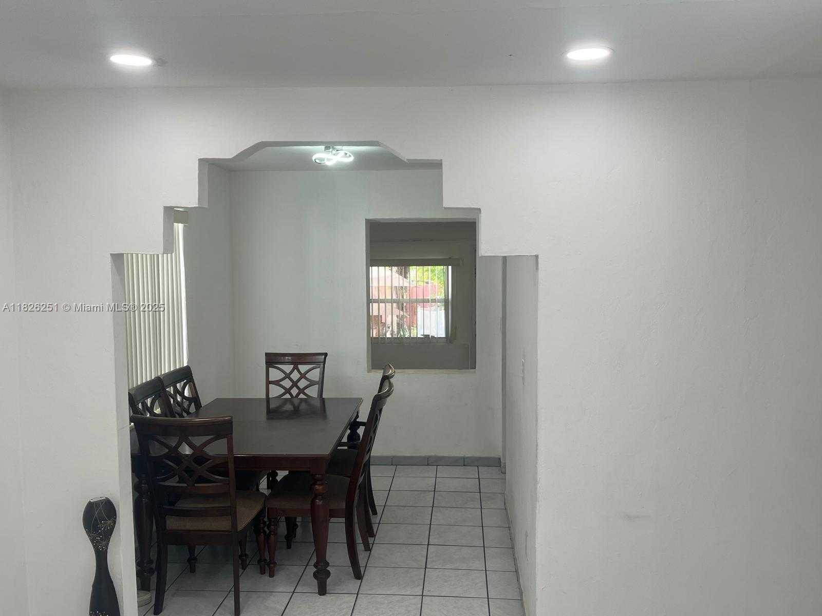 Small Image of 217 EAST 20TH ST, Hialeah Number 3
