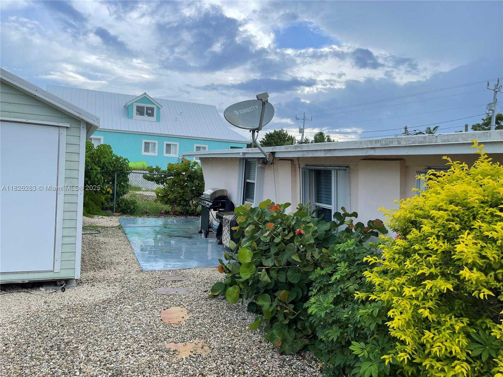 Small Image of 185 GARDENIA STREET, Tavernier Number 11