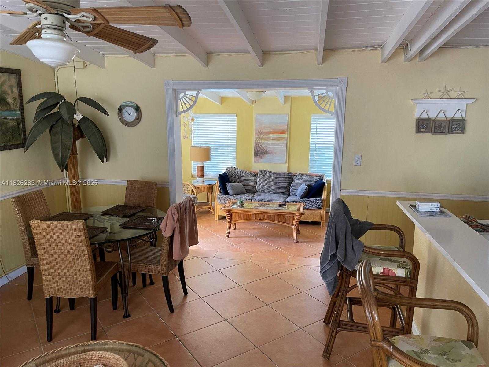 Small Image of 185 GARDENIA STREET, Tavernier Number 5