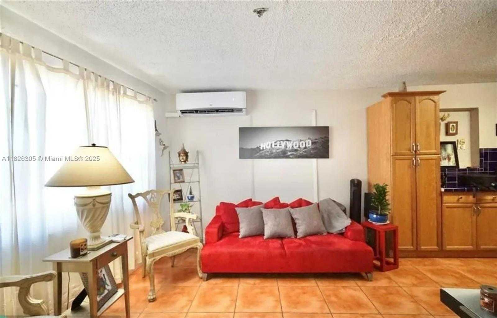 Small Image of 6103 MONROE ST, Hollywood Number 6