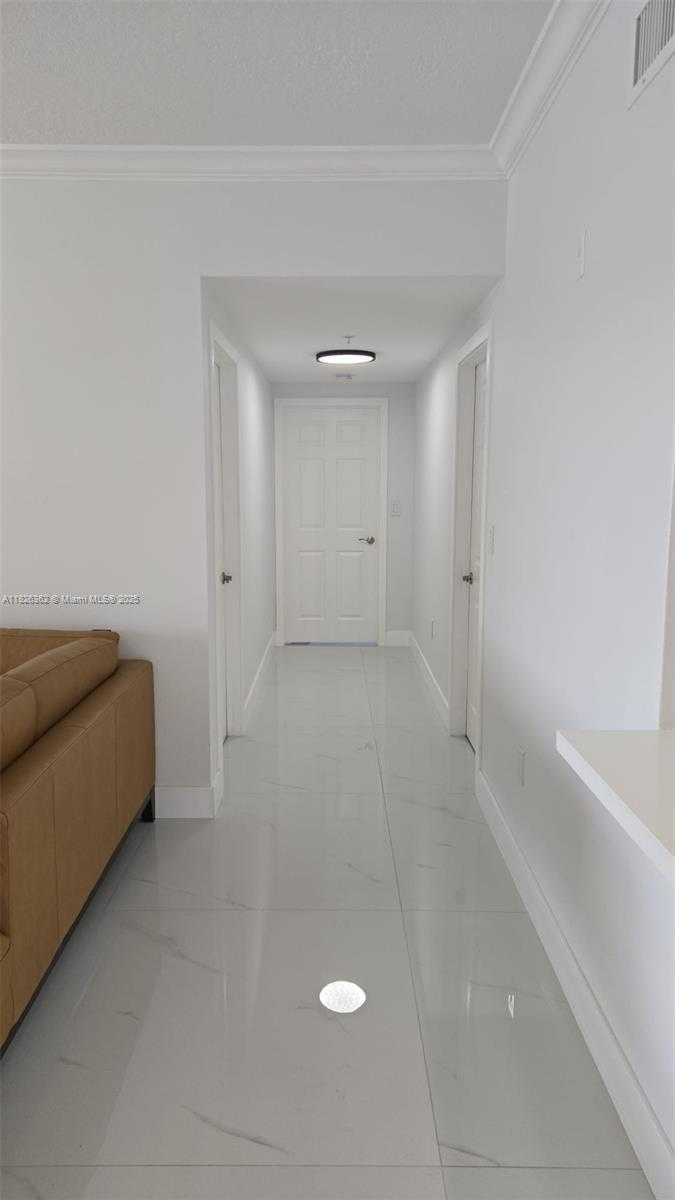 Small Image of 230 SOUTH WEST 117TH TER, Pembroke Pines Number 13