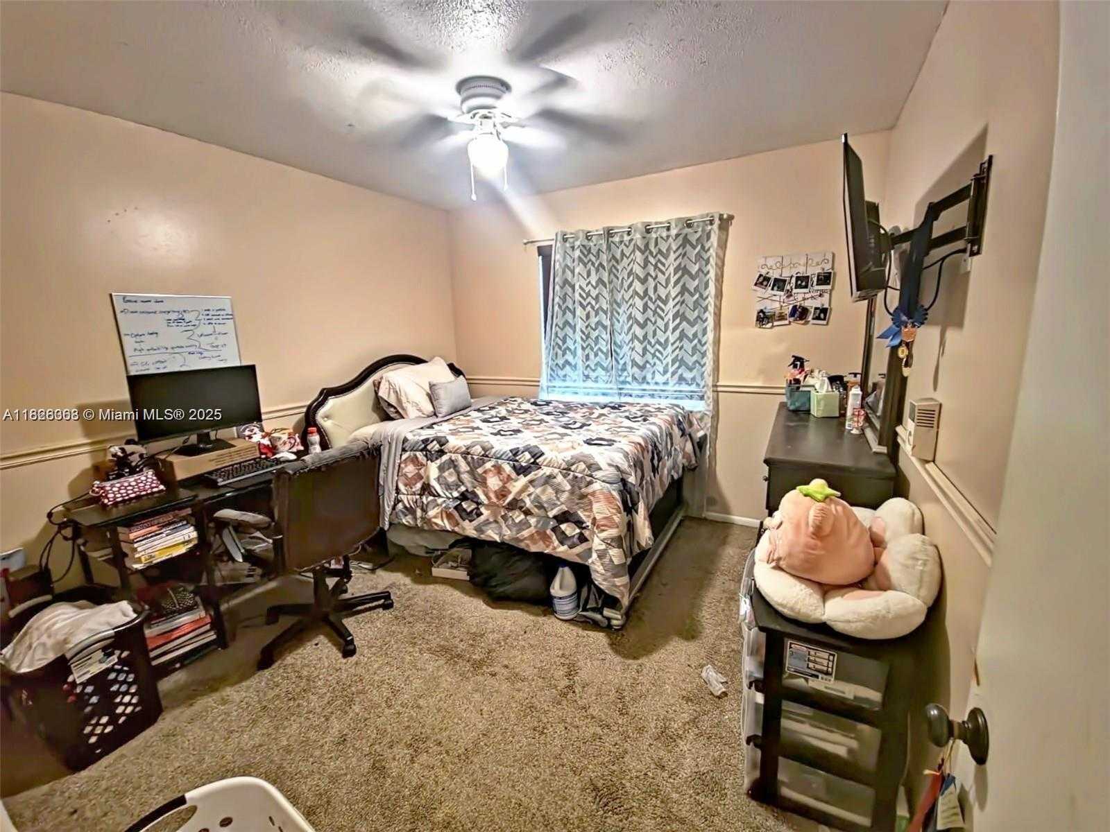 Small Image of 7301 SOUTH WEST 8TH ST, North Lauderdale Number 10