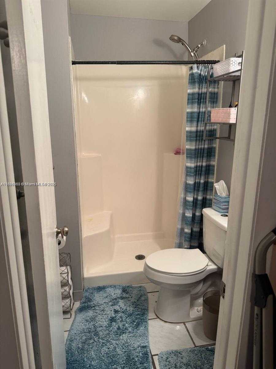 Small Image of 7301 SOUTH WEST 8TH ST, North Lauderdale Number 12